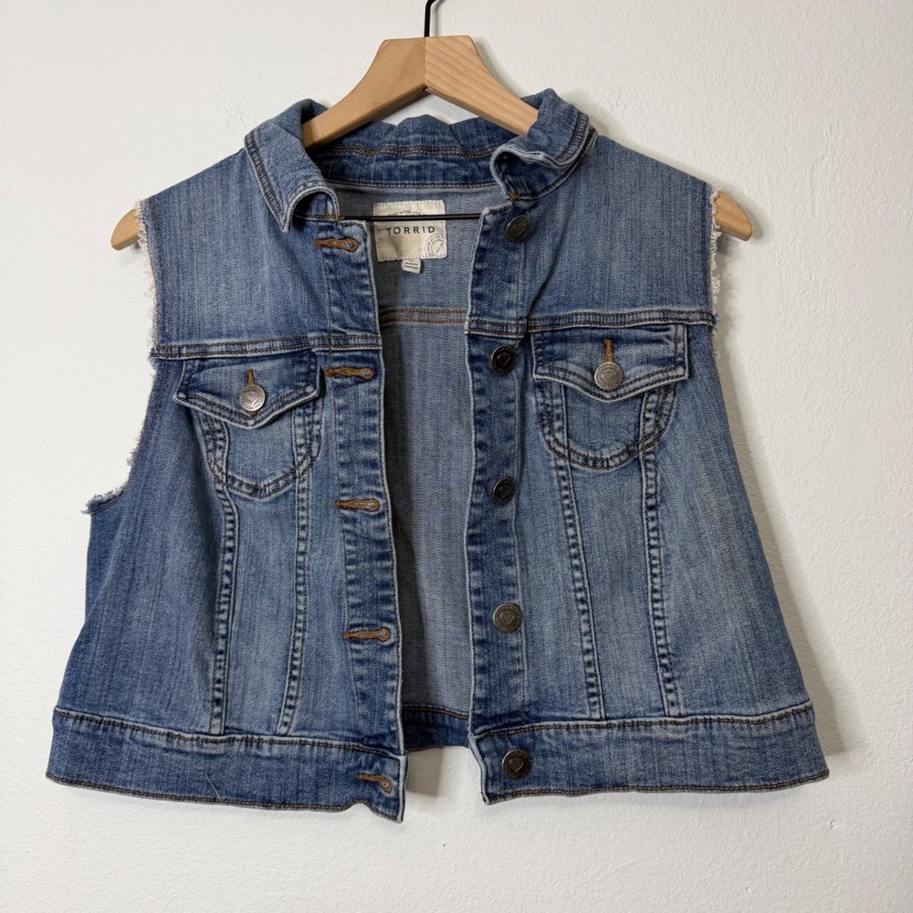 Torrid - Plus Size Denim Jean Vest Cropped Size 0X